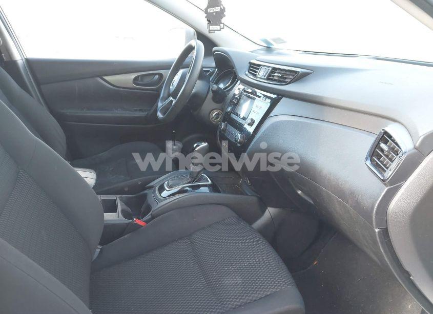 Photo 5 of 2017 Nissan Rogue SPORT S (VIN JN1BJ1CP2HW024249)