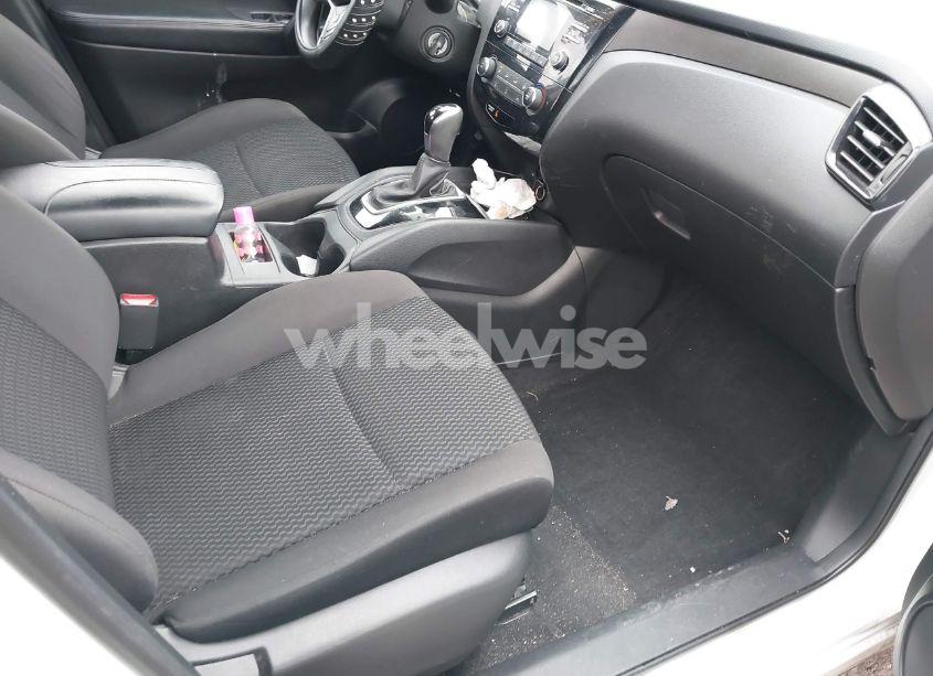 Photo 5 of 2018 Nissan Rogue SPORT S (VIN JN1BJ1CP2JW156899)