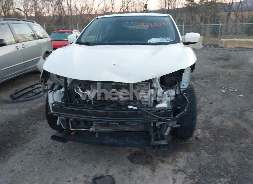 Photo 6 of 2019 Nissan Rogue SPORT S (VIN JN1BJ1CP2KW230422)