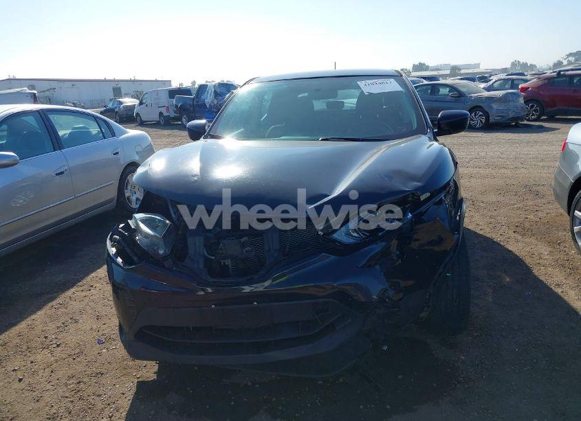 Photo 12 of 2019 Nissan Rogue SPORT S (VIN JN1BJ1CP2KW528243)