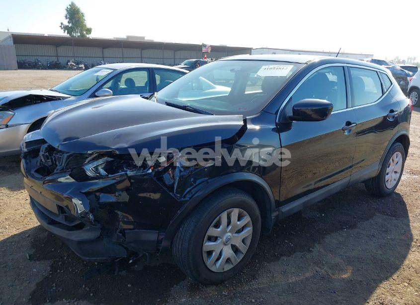 Photo 6 of 2019 Nissan Rogue SPORT S (VIN JN1BJ1CP2KW528243)