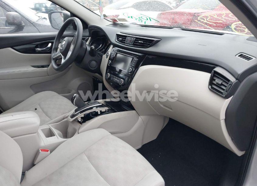 Photo 5 of 2019 Nissan Rogue SPORT SV (VIN JN1BJ1CP2KW528713)