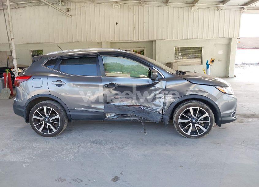 Photo 13 of 2017 Nissan Rogue SPORT SL (VIN JN1BJ1CP3HW004334)