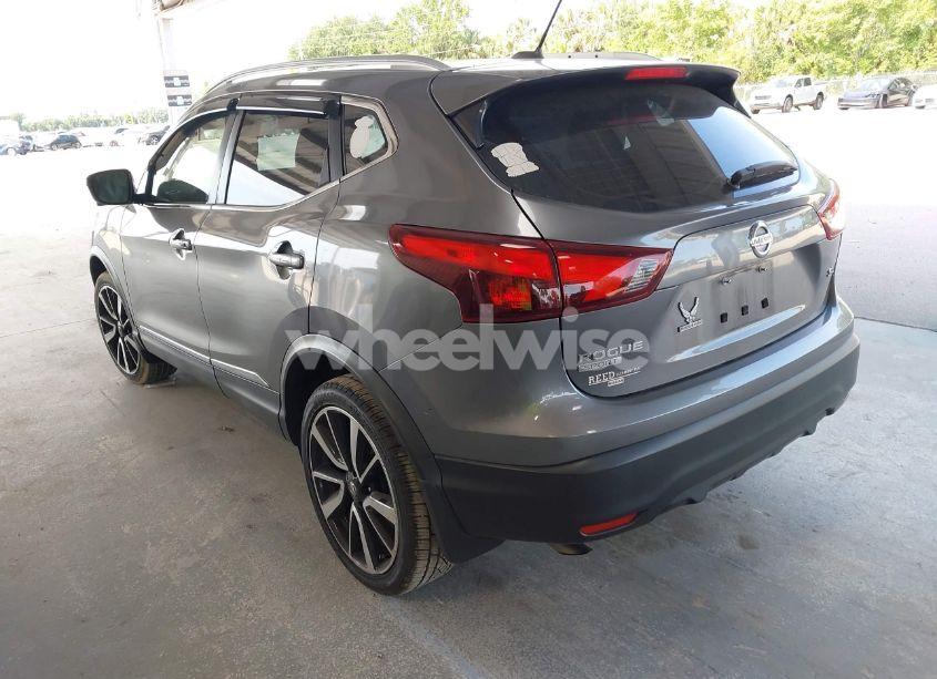 Photo 3 of 2017 Nissan Rogue SPORT SL (VIN JN1BJ1CP3HW004334)