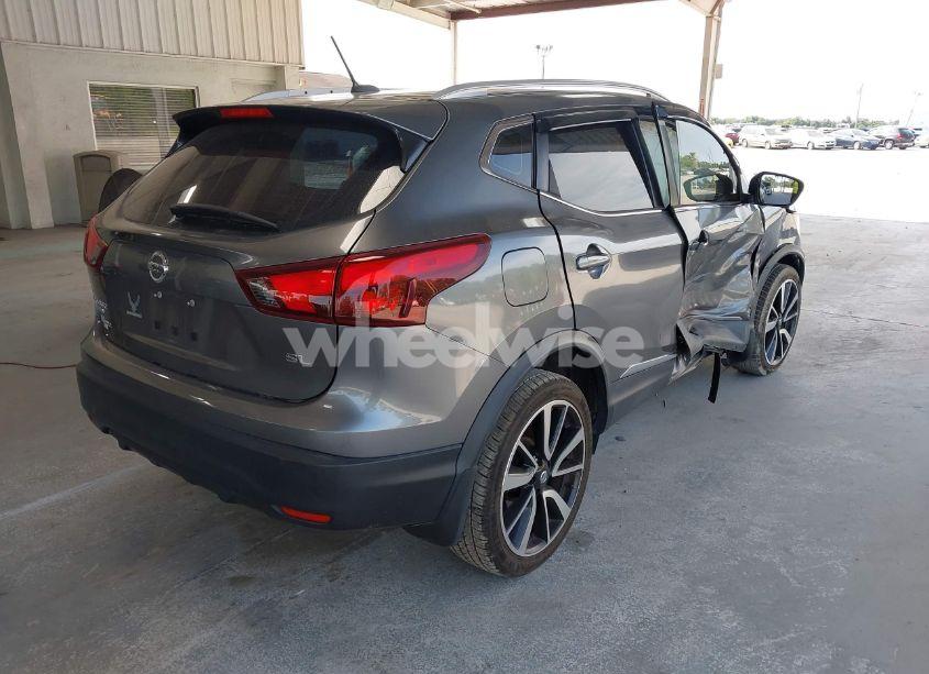 Photo 4 of 2017 Nissan Rogue SPORT SL (VIN JN1BJ1CP3HW004334)