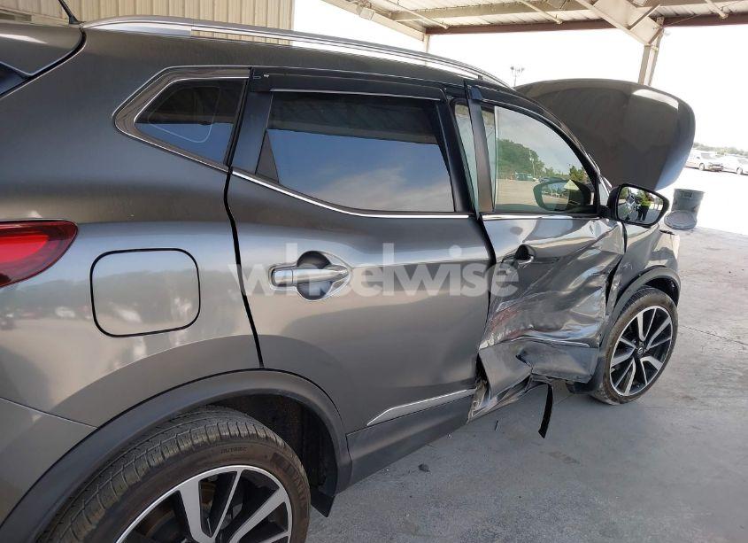 Photo 6 of 2017 Nissan Rogue SPORT SL (VIN JN1BJ1CP3HW004334)