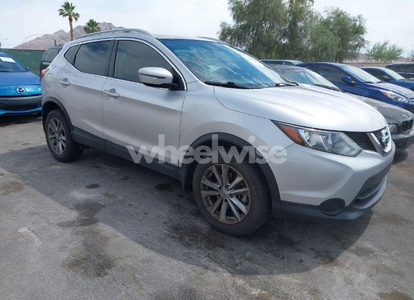 2017 Nissan Rogue SPORT SV (VIN JN1BJ1CP3HW016435) main photo