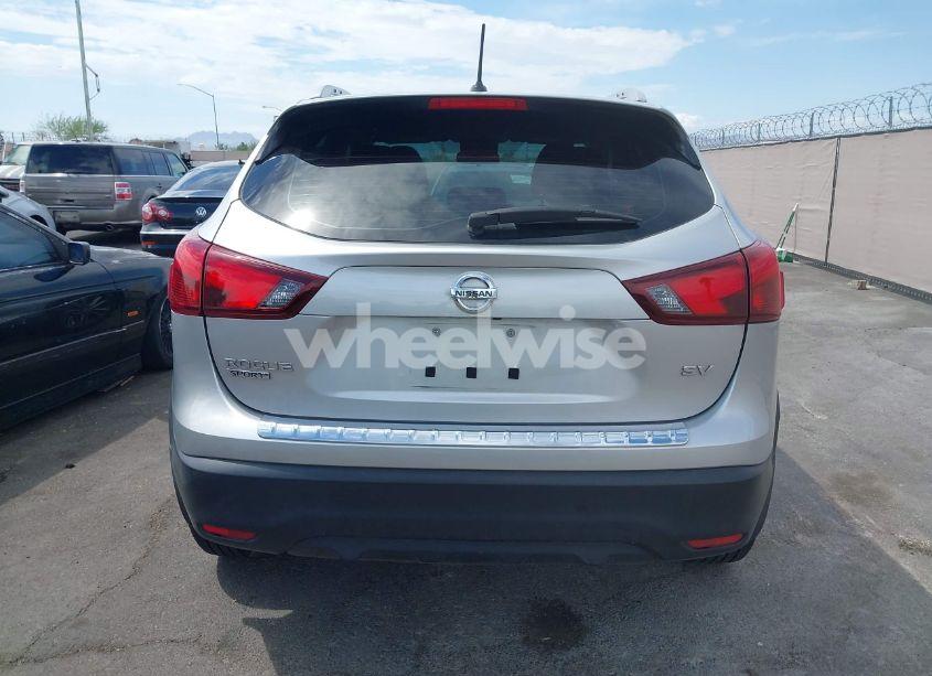 Photo 16 of 2017 Nissan Rogue SPORT SV (VIN JN1BJ1CP3HW016435)