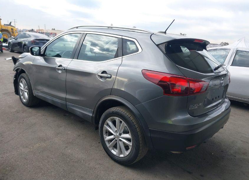 Photo 3 of 2017 Nissan Rogue SPORT SV (VIN JN1BJ1CP3HW031176)