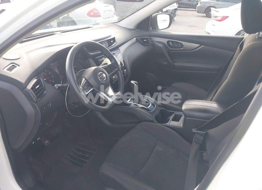 Photo 5 of 2017 Nissan Rogue SPORT S (VIN JN1BJ1CP3HW033025)