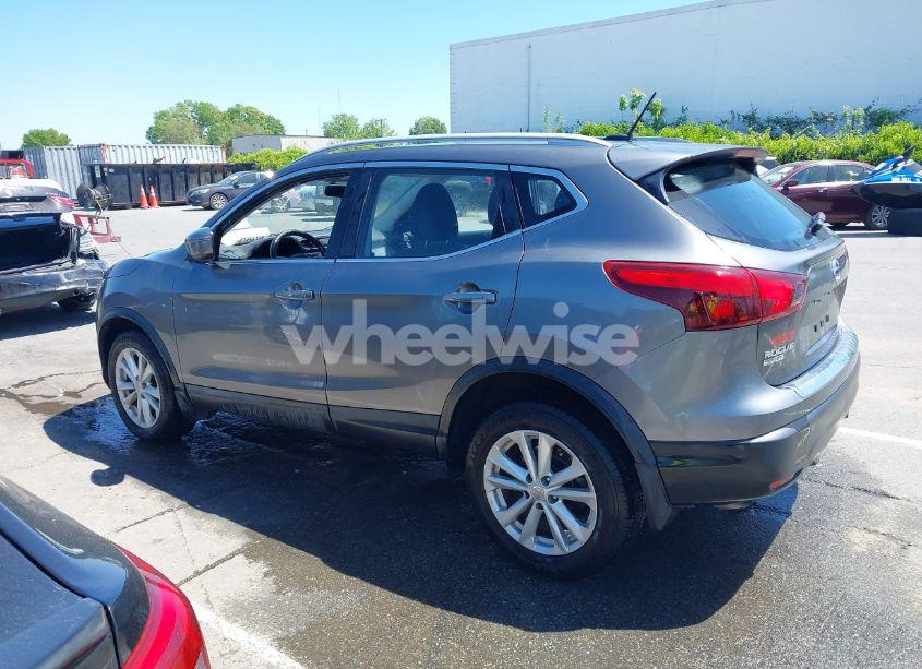 Photo 14 of 2018 Nissan Rogue SPORT SV (VIN JN1BJ1CP3JW163506)