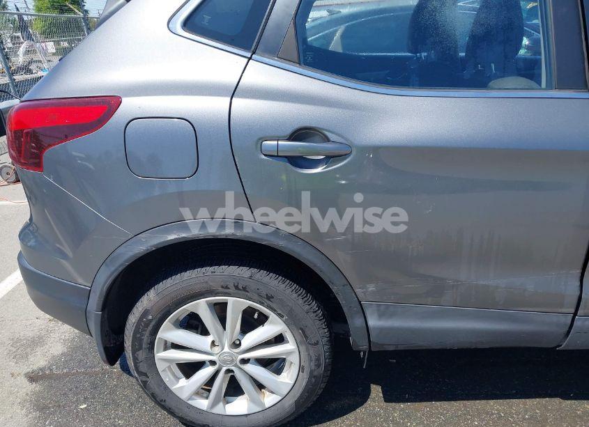 Photo 18 of 2018 Nissan Rogue SPORT SV (VIN JN1BJ1CP3JW163506)