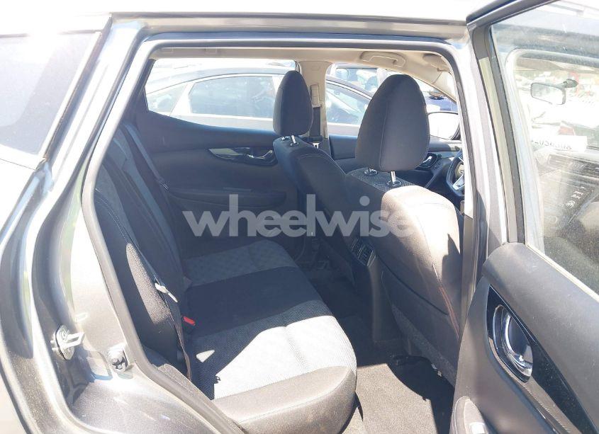 Photo 8 of 2018 Nissan Rogue SPORT SV (VIN JN1BJ1CP3JW163506)