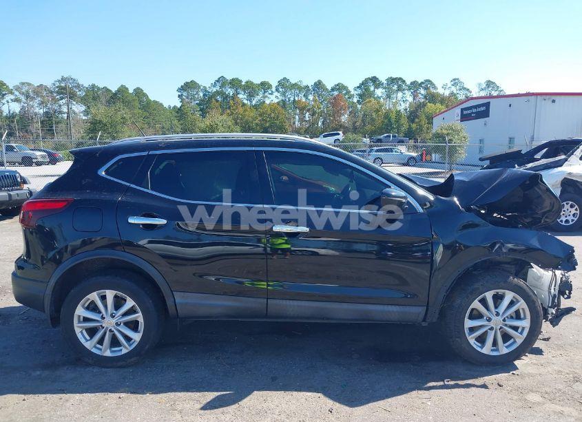 Photo 14 of 2018 Nissan Rogue SPORT SV (VIN JN1BJ1CP3JW164977)