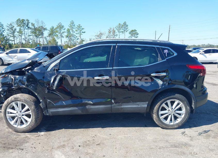 Photo 15 of 2018 Nissan Rogue SPORT SV (VIN JN1BJ1CP3JW164977)