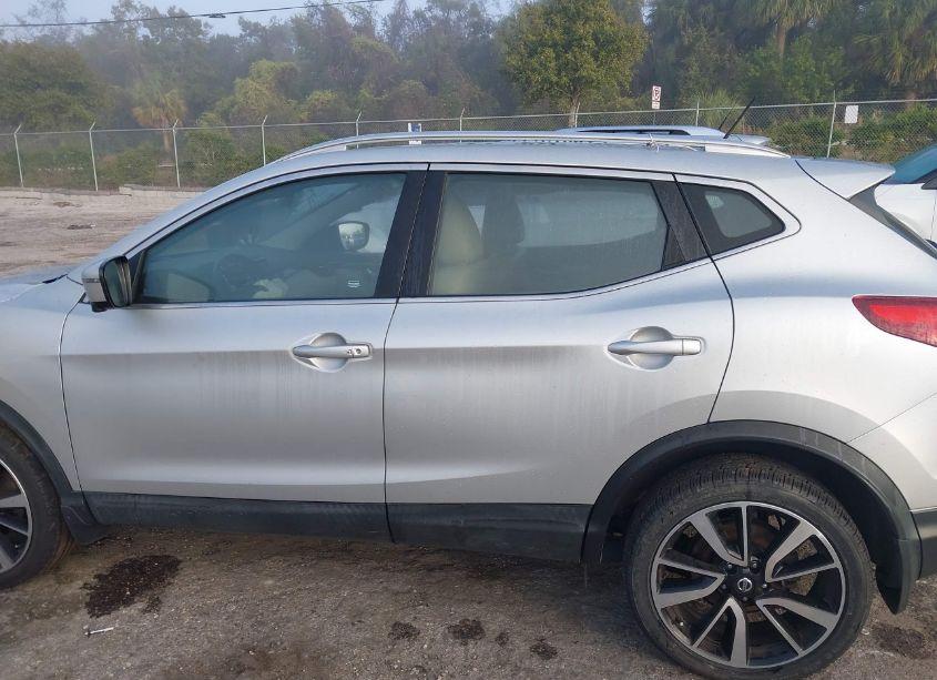 Photo 14 of 2018 Nissan Rogue SPORT SL (VIN JN1BJ1CP3JW500563)