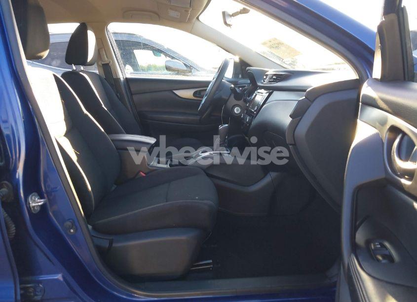 Photo 5 of 2019 Nissan Rogue SPORT S (VIN JN1BJ1CP3KW225391)