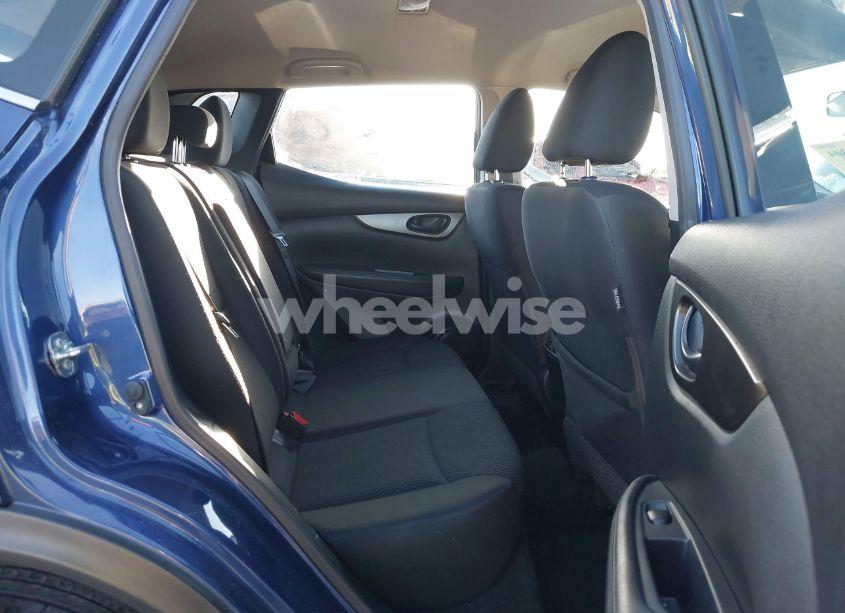 Photo 8 of 2019 Nissan Rogue SPORT S (VIN JN1BJ1CP3KW225391)