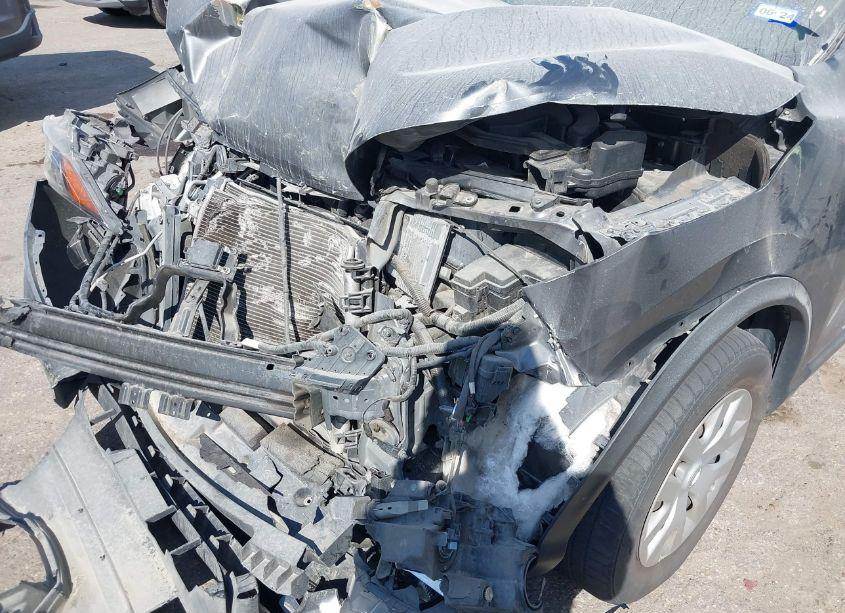 Photo 6 of 2019 Nissan Rogue SPORT S (VIN JN1BJ1CP3KW228033)