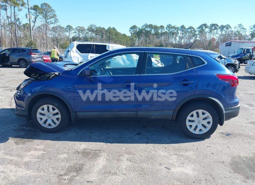 Photo 14 of 2019 Nissan Rogue SPORT S (VIN JN1BJ1CP3KW241235)