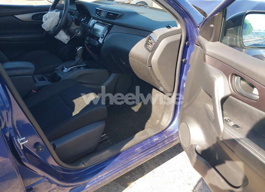 Photo 5 of 2019 Nissan Rogue SPORT S (VIN JN1BJ1CP3KW241235)