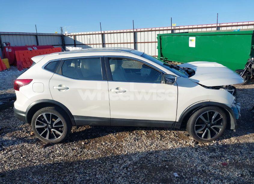 Photo 13 of 2019 Nissan Rogue SPORT SL (VIN JN1BJ1CP3KW520748)