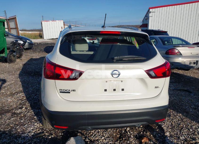Photo 16 of 2019 Nissan Rogue SPORT SL (VIN JN1BJ1CP3KW520748)