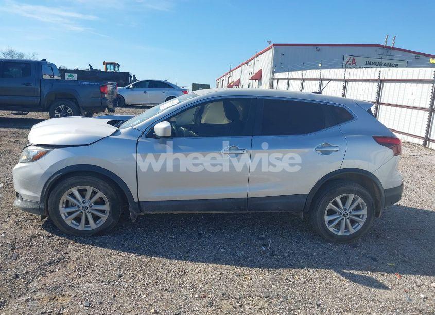 Photo 15 of 2019 Nissan Rogue SPORT S (VIN JN1BJ1CP3KW528140)
