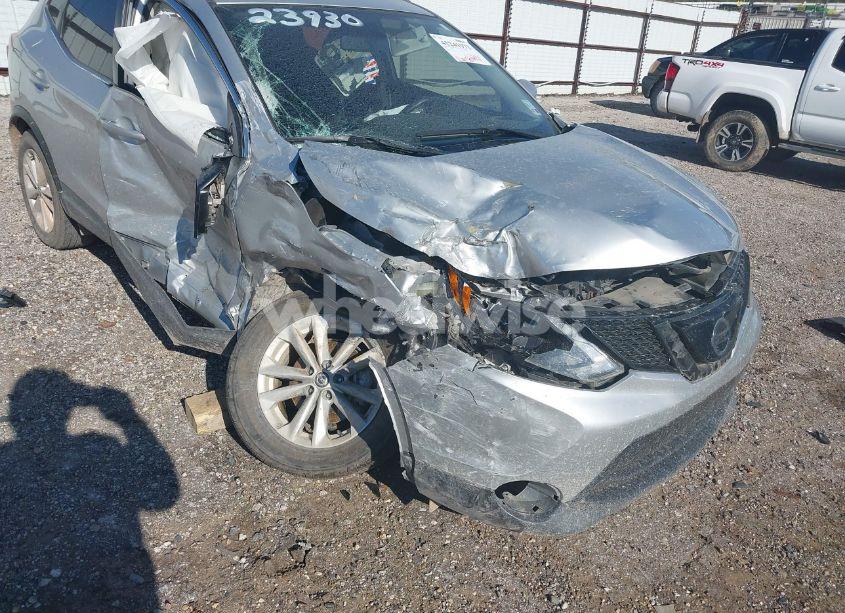 Photo 6 of 2019 Nissan Rogue SPORT S (VIN JN1BJ1CP3KW528140)