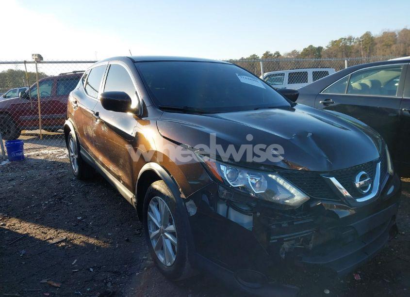 Photo 6 of 2017 Nissan Rogue SPORT S (VIN JN1BJ1CP4HW009249)