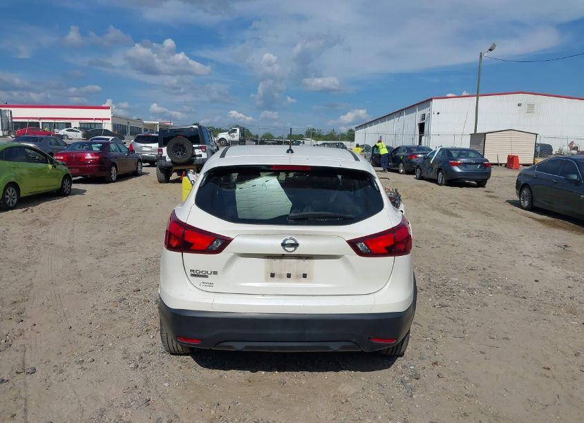 Photo 17 of 2017 Nissan Rogue SPORT S (VIN JN1BJ1CP4HW010739)