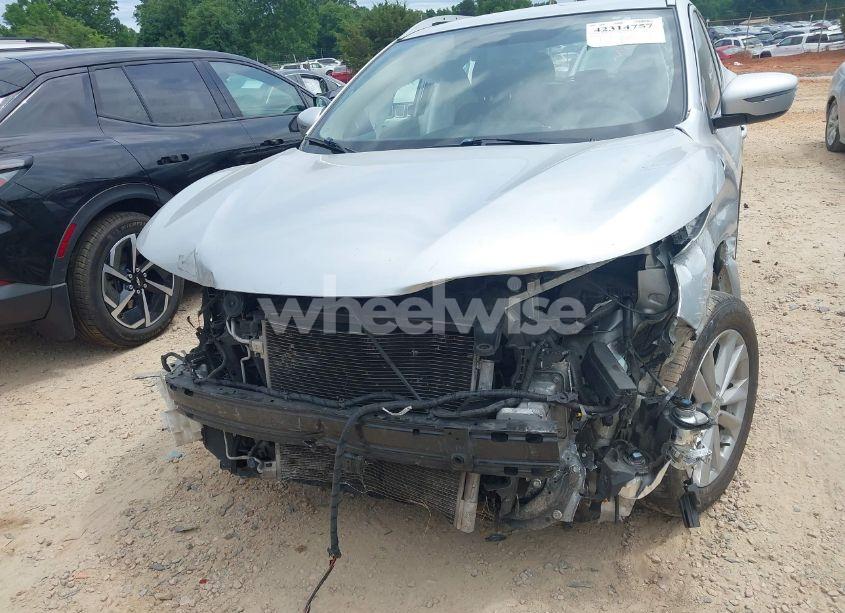 Photo 12 of 2017 Nissan Rogue SPORT SV (VIN JN1BJ1CP4HW011373)