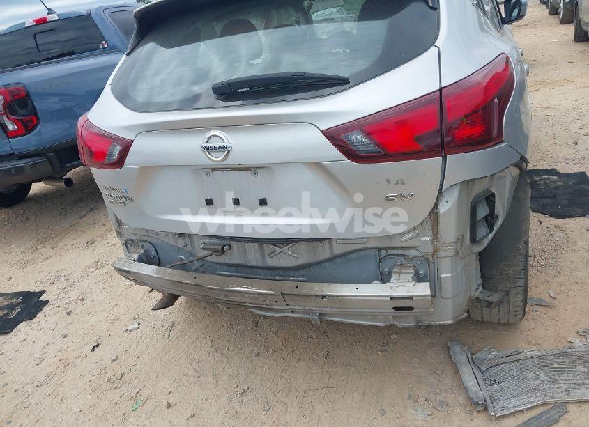 Photo 16 of 2017 Nissan Rogue SPORT SV (VIN JN1BJ1CP4HW011373)