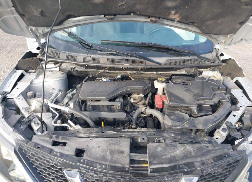 Photo 10 of 2017 Nissan Rogue SPORT SV (VIN JN1BJ1CP4HW018226)