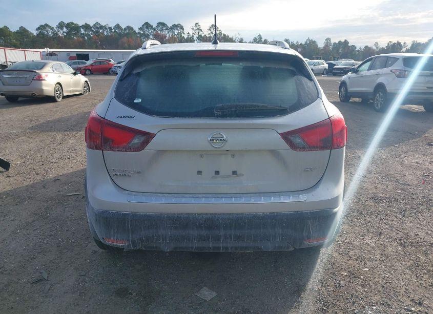 Photo 16 of 2017 Nissan Rogue SPORT SV (VIN JN1BJ1CP4HW018226)