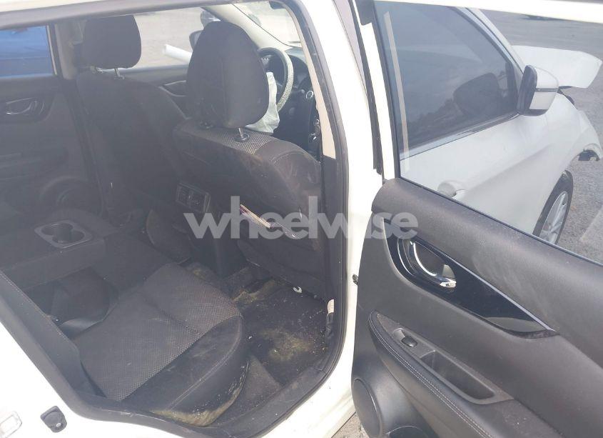 Photo 8 of 2017 Nissan Rogue SPORT SV (VIN JN1BJ1CP4HW018940)