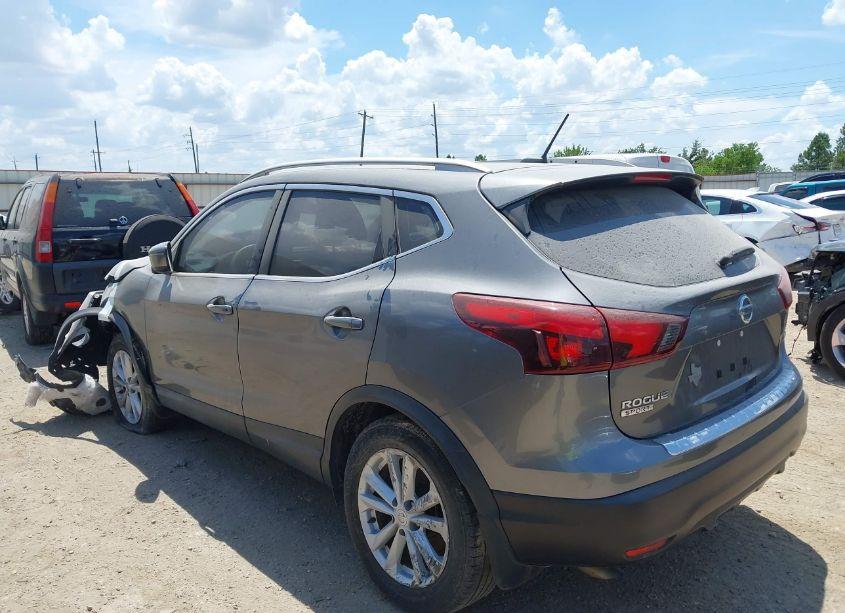 Photo 3 of 2017 Nissan Rogue SPORT SV (VIN JN1BJ1CP4HW023832)