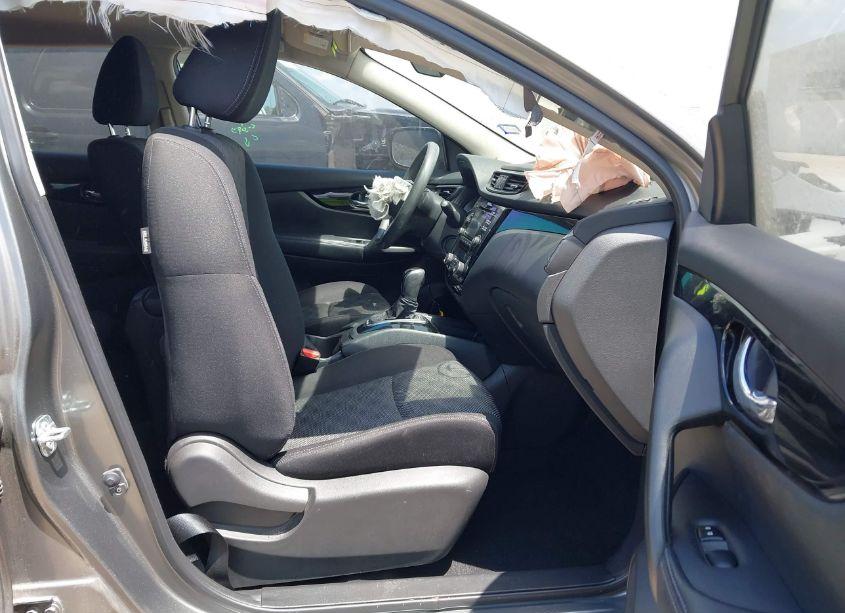 Photo 5 of 2017 Nissan Rogue SPORT SV (VIN JN1BJ1CP4HW023832)