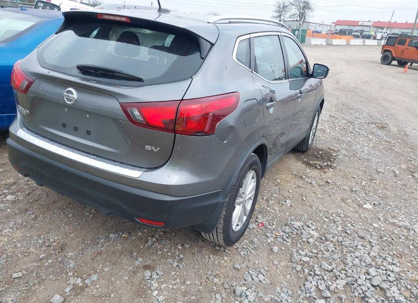 Photo 4 of 2017 Nissan Rogue SPORT SV (VIN JN1BJ1CP4HW027038)