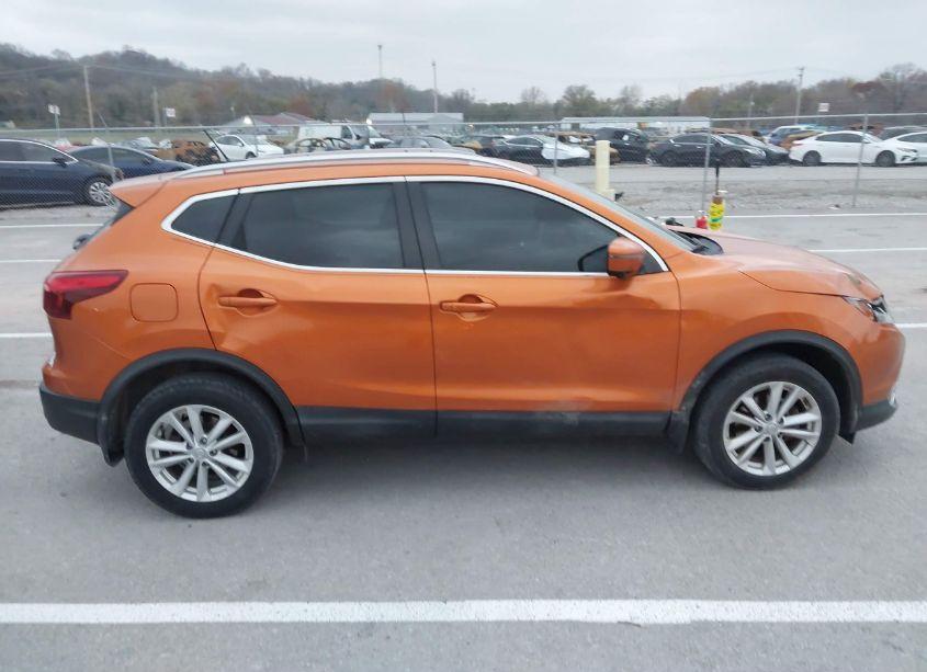 Photo 13 of 2017 Nissan Rogue SPORT SV (VIN JN1BJ1CP4HW030294)
