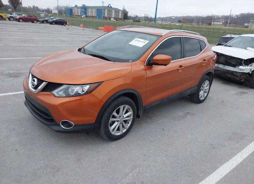 Photo 2 of 2017 Nissan Rogue SPORT SV (VIN JN1BJ1CP4HW030294)