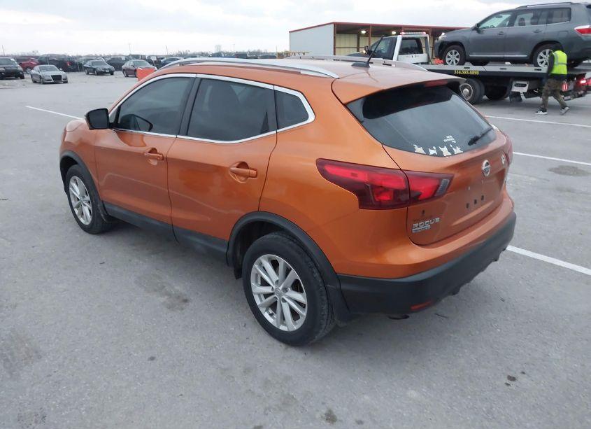 Photo 3 of 2017 Nissan Rogue SPORT SV (VIN JN1BJ1CP4HW030294)