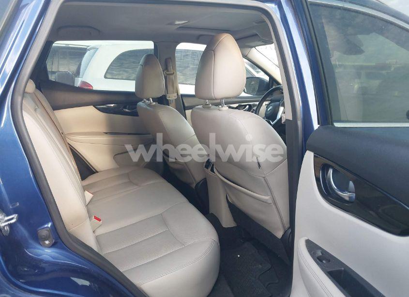 Photo 8 of 2018 Nissan Rogue SPORT SL (VIN JN1BJ1CP4JW154040)