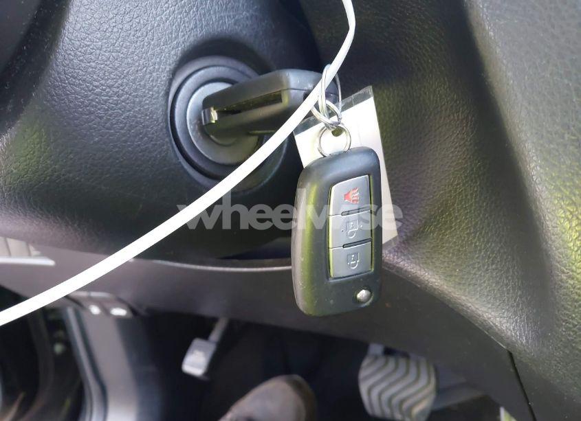 Photo 11 of 2018 Nissan Rogue SPORT S (VIN JN1BJ1CP4JW155527)