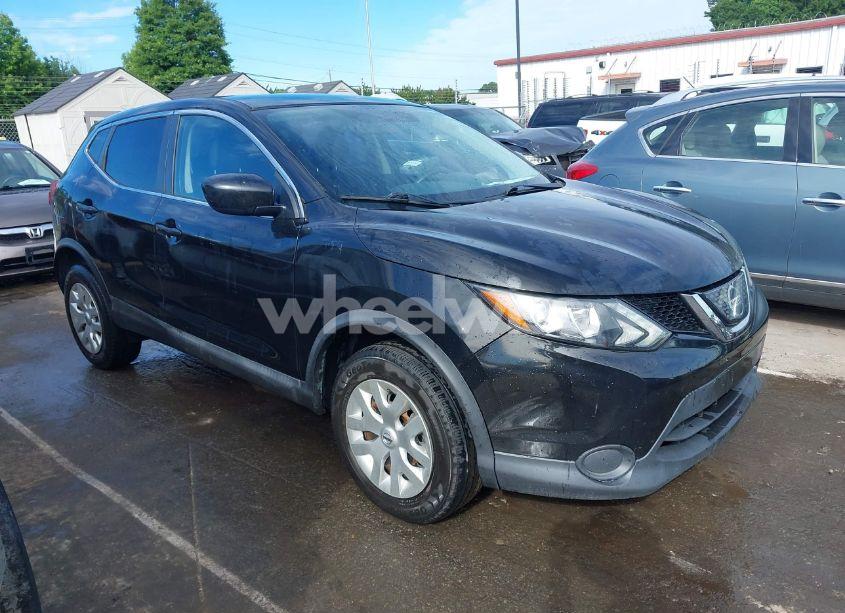 Photo 13 of 2018 Nissan Rogue SPORT S (VIN JN1BJ1CP4JW155527)