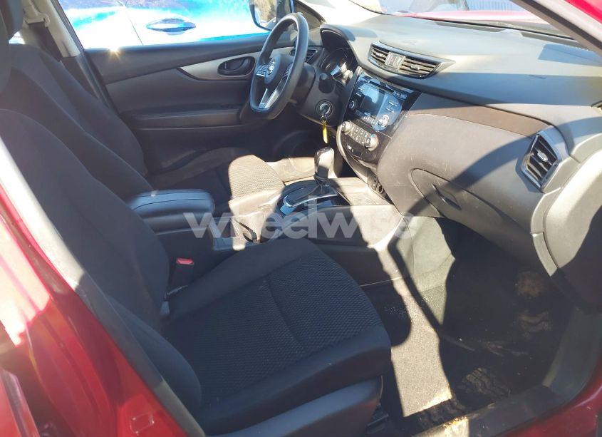 Photo 5 of 2018 Nissan Rogue SPORT S (VIN JN1BJ1CP4JW156824)