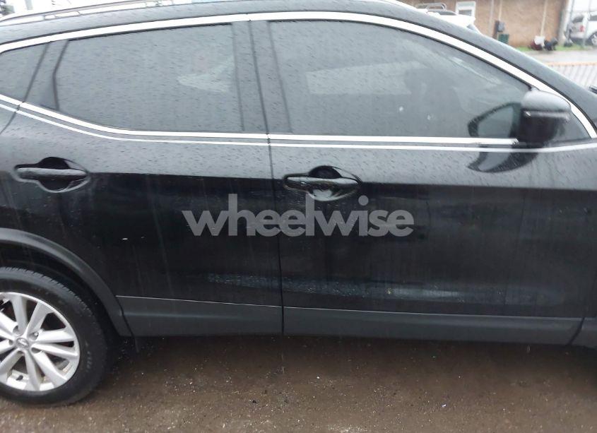 Photo 13 of 2018 Nissan Rogue SPORT SV (VIN JN1BJ1CP4JW183554)