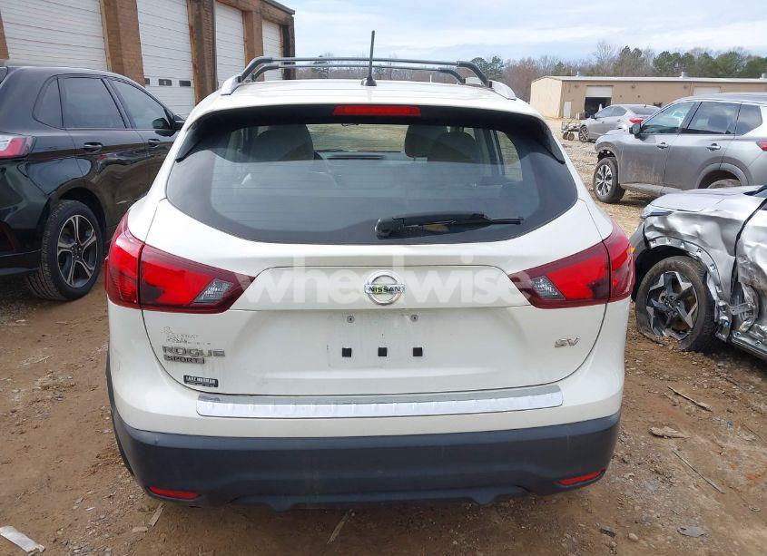 Photo 16 of 2018 Nissan Rogue SPORT SV (VIN JN1BJ1CP4JW195414)