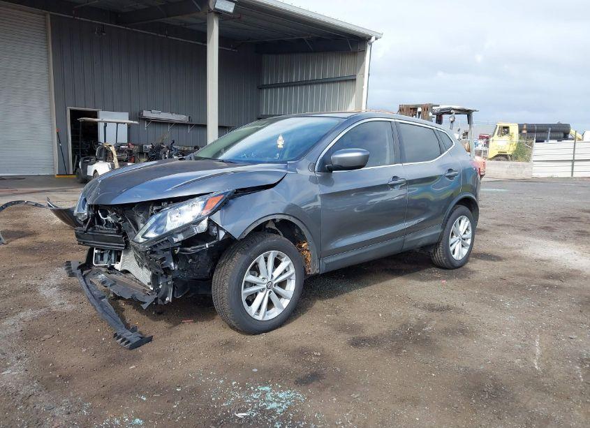 Photo 2 of 2019 Nissan Rogue SPORT S (VIN JN1BJ1CP4KW243690)