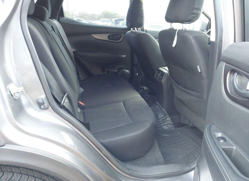 Photo 8 of 2019 Nissan Rogue SPORT S (VIN JN1BJ1CP4KW243690)